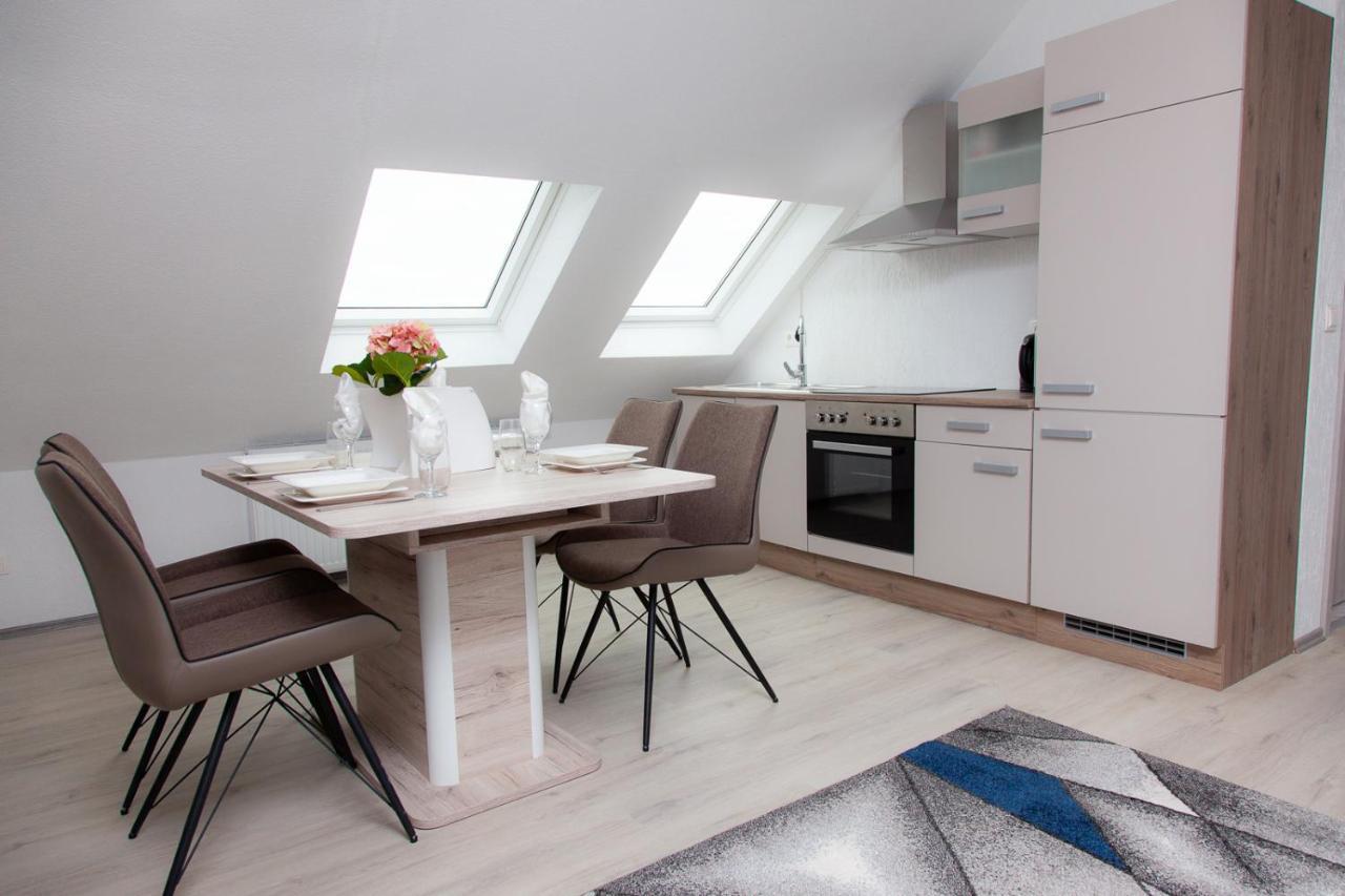 T&K Apartments Near Messe Fair Trade Duesseldorf Und Airport 3A Duisburg Bagian luar foto