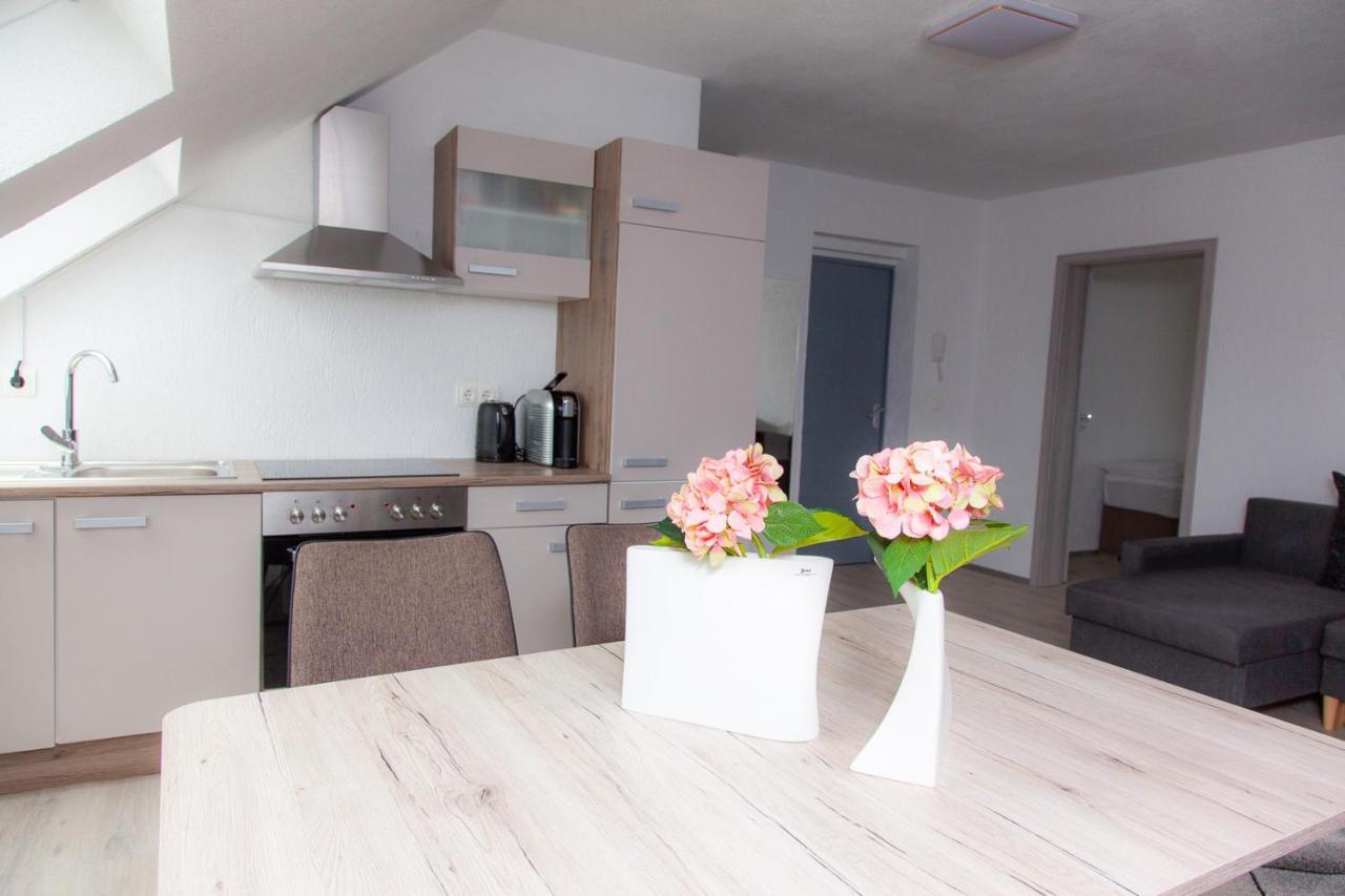 T&K Apartments Near Messe Fair Trade Duesseldorf Und Airport 3A Duisburg Bagian luar foto